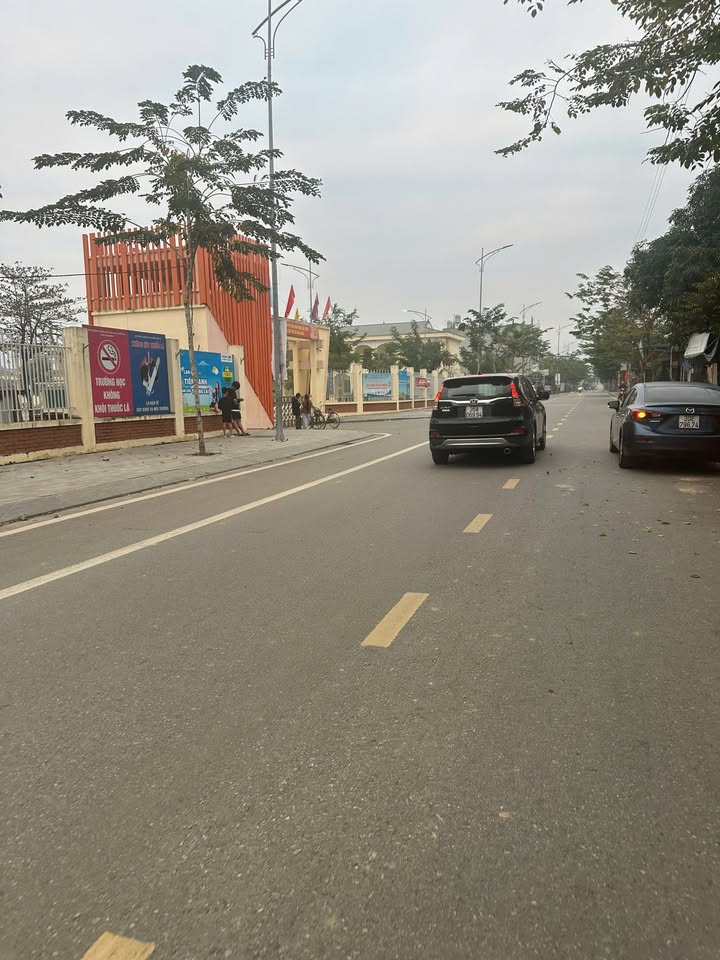 Đất nền tại cổng Trường THCS Đồng Phong Nho Quan 67m² - Phù hợp kinh doanh sầm uất!