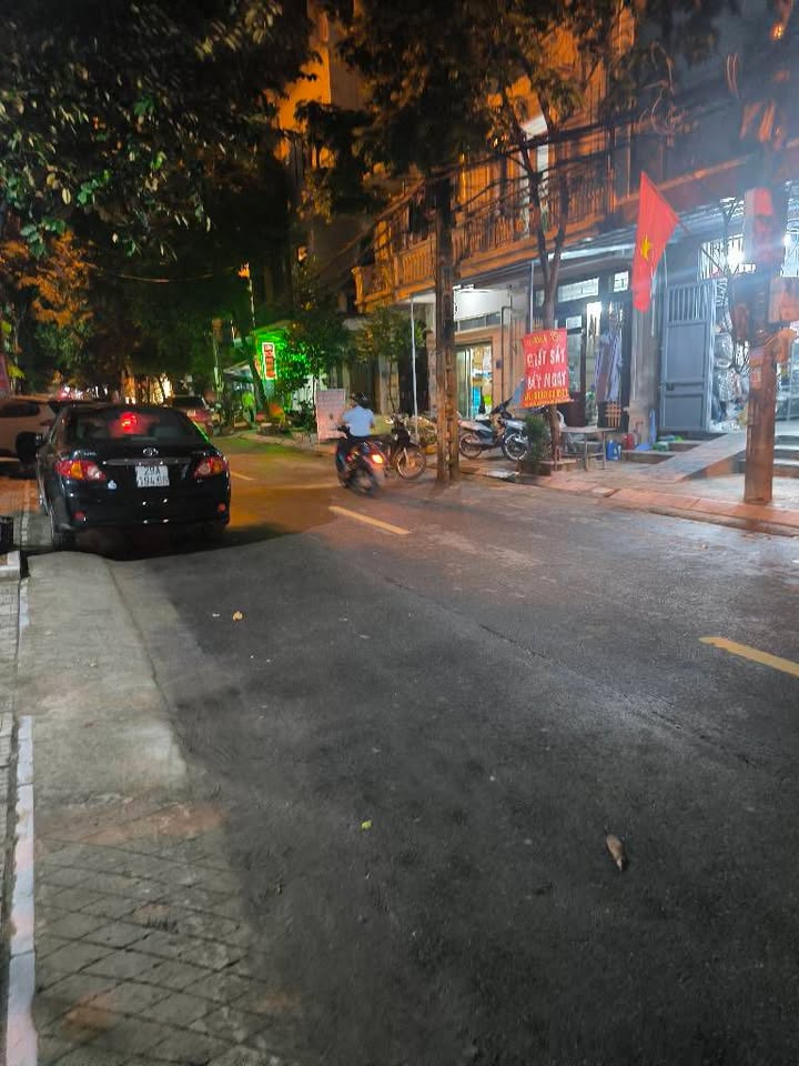 Nhà mặt phố Trần Đăng Ninh, Hà Đông 40m² - Giá thỏa thuận hấp dẫn!