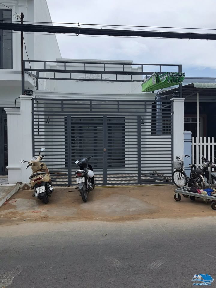 Nhà mặt tiền Trần Khánh Dư, Rạch Giá 130m² giá 2.5 tỷ - Đầu tư sinh lời!