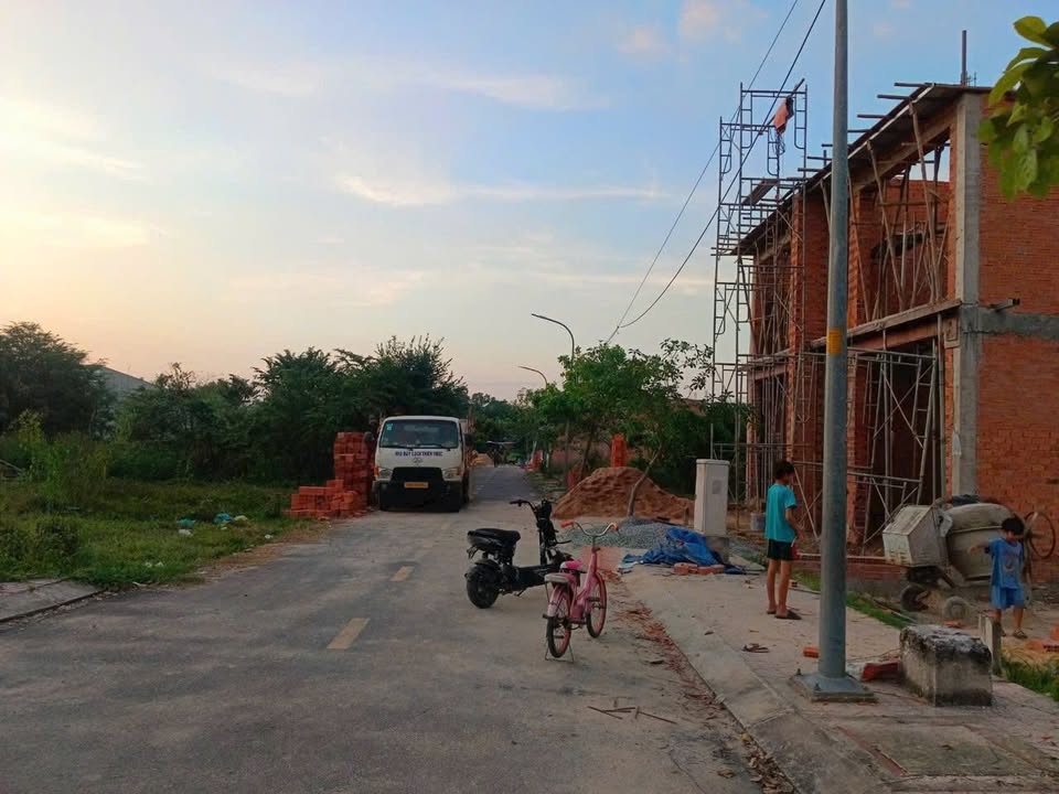 Đất nền Củ Chi 93m² giá 1.93 tỷ - Đầu tư sinh lời ngay!