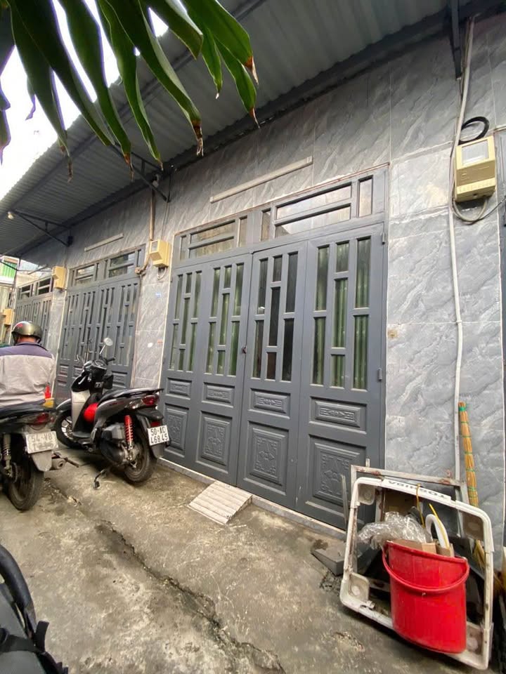 Nhà phố Bà Điểm, Hóc Môn 19m² giá 690 triệu - Giảm giá mạnh 160 triệu!