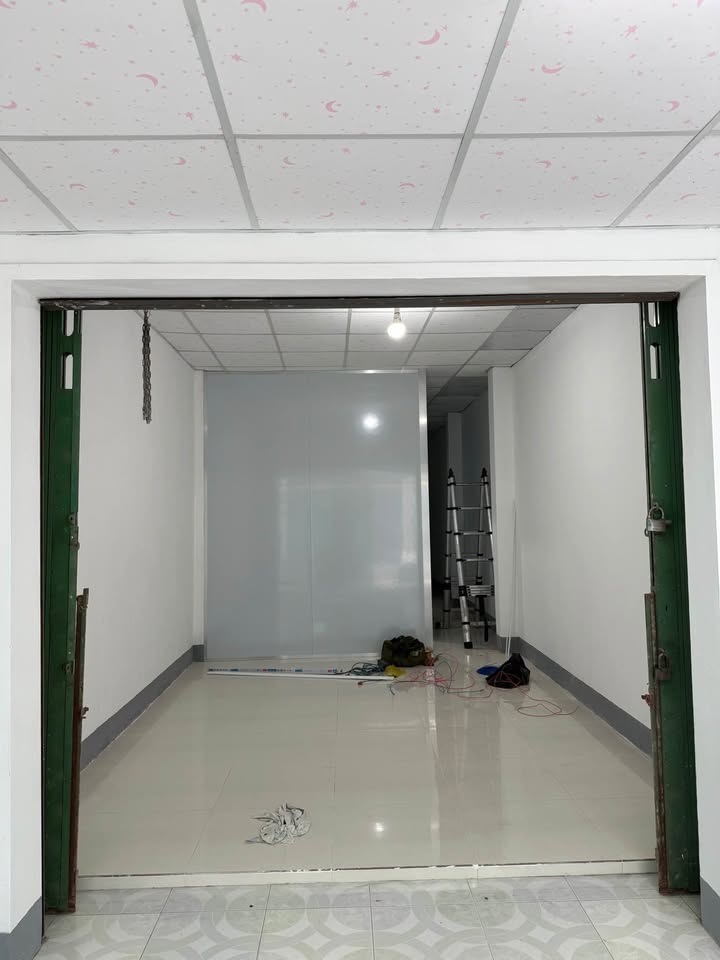 Nhà cấp 4 Hẻm Cư Xá Đinh Bộ Lĩnh, Mỹ Tho 62m² chỉ 1.35 tỷ - Chính chủ bán gấp!