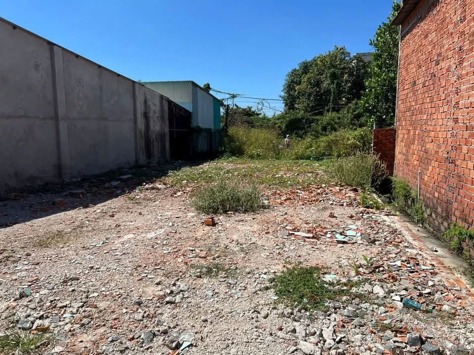 Đất thổ cư Thanh Điền 215m² giá 800 triệu - Tiềm năng đầu tư lớn!