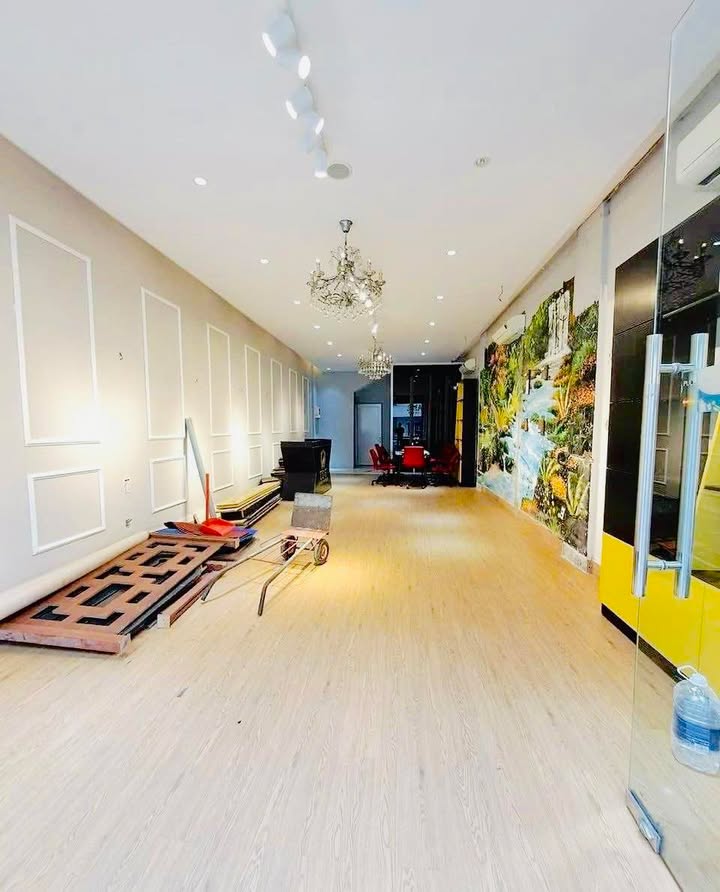 Nhà mặt tiền Trần Phú, Hải Châu 80m² giá 22 triệu - Kinh doanh sầm uất!