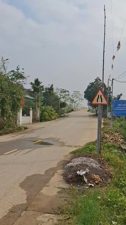 Đất nền Vạn Xuân Phú Thọ 240m² giá 800 triệu - Vị trí đẹp gần trường mầm non!