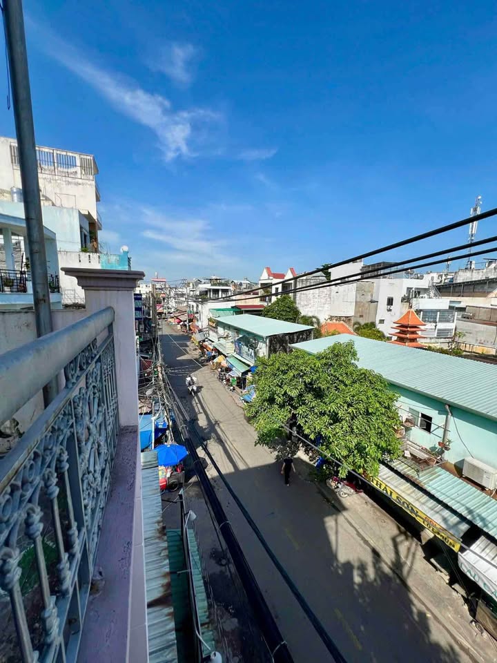 Nhà mặt tiền Lê Văn Quới, Bình Trị Đông, 66.16m² giá 9 tỷ - Kinh doanh thuận lợi!