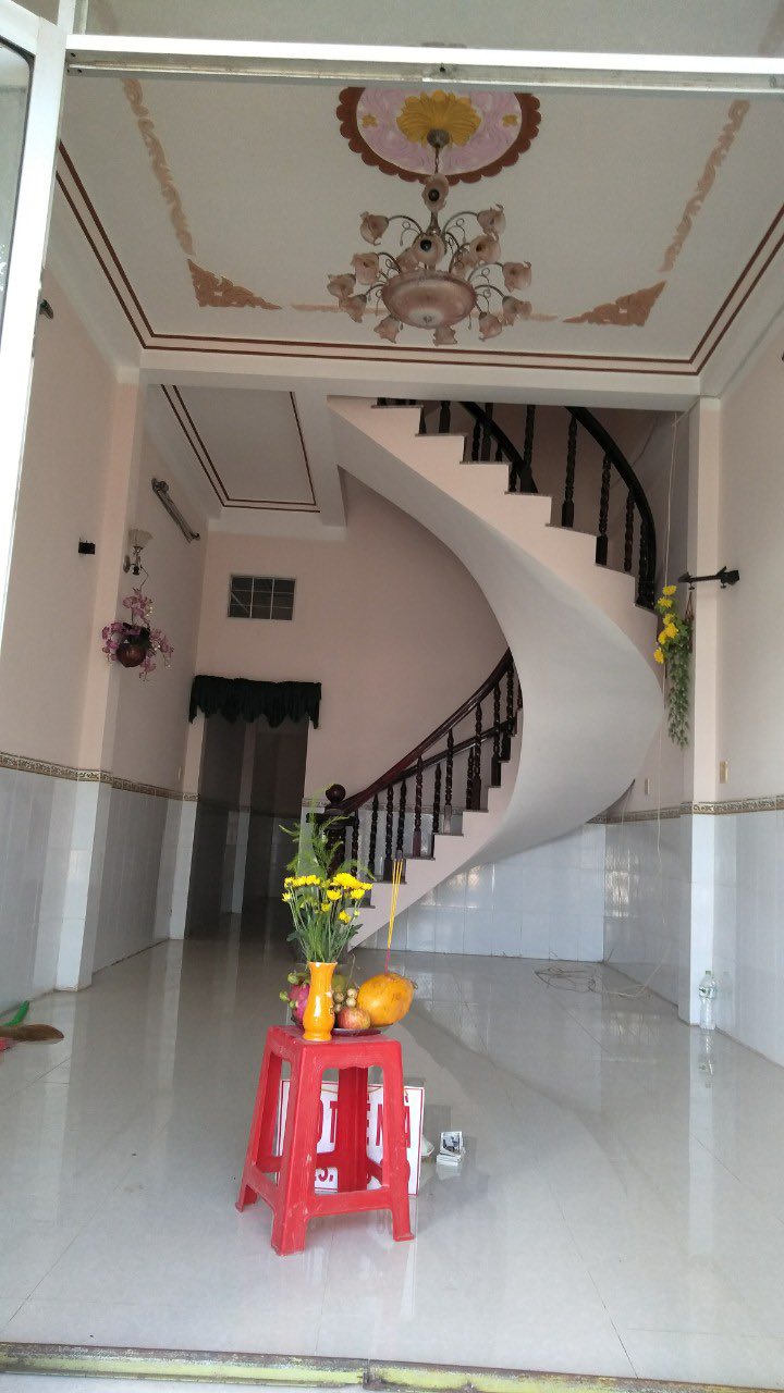 Nhà 1 trệt 3 lầu đường Tô Hiến Thành, phường Tân Xuyên, Bạc Liêu - Giá chỉ 4.8 tỷ!