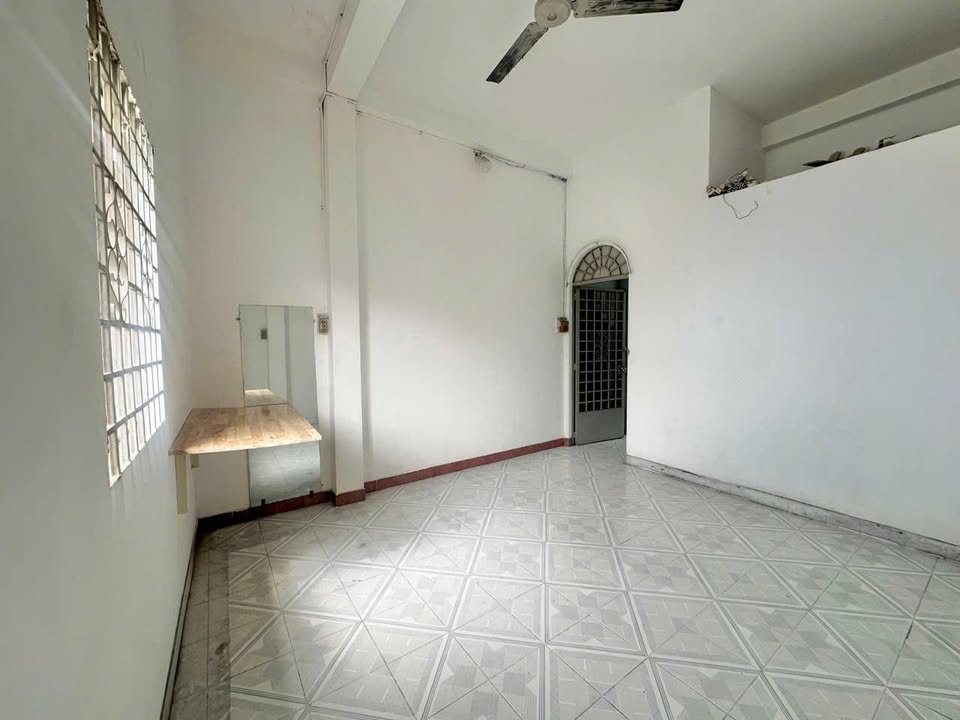 Nhà cho thuê tại Lũy Bán Bích, Tân Phú - Giá 2.49 triệu, Phòng sạch sẽ, tự do giờ giấc!