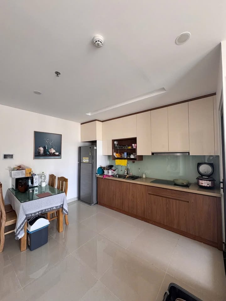 Căn hộ CT3 Vĩnh Điềm Trung Nha Trang 2PN 2WC giá 13 triệu - View hồ bơi tuyệt đẹp!