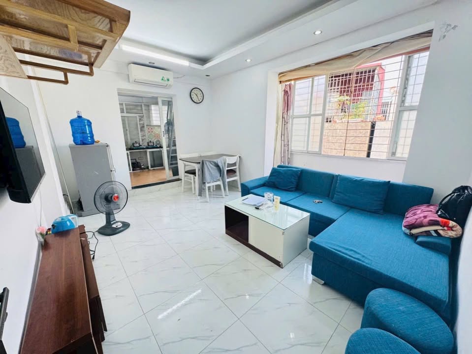 Căn hộ cho thuê tại ngõ Văn Hương, Đống Đa - Đầy đủ nội thất, 5 tầng