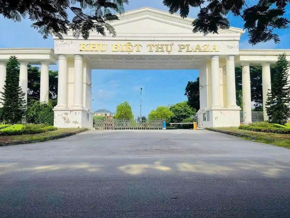 Bán lô biệt thự Plaza Tứ Minh 142,5m² giá 5,9 tỷ - Vị trí đẹp, không gian thoáng đãng!