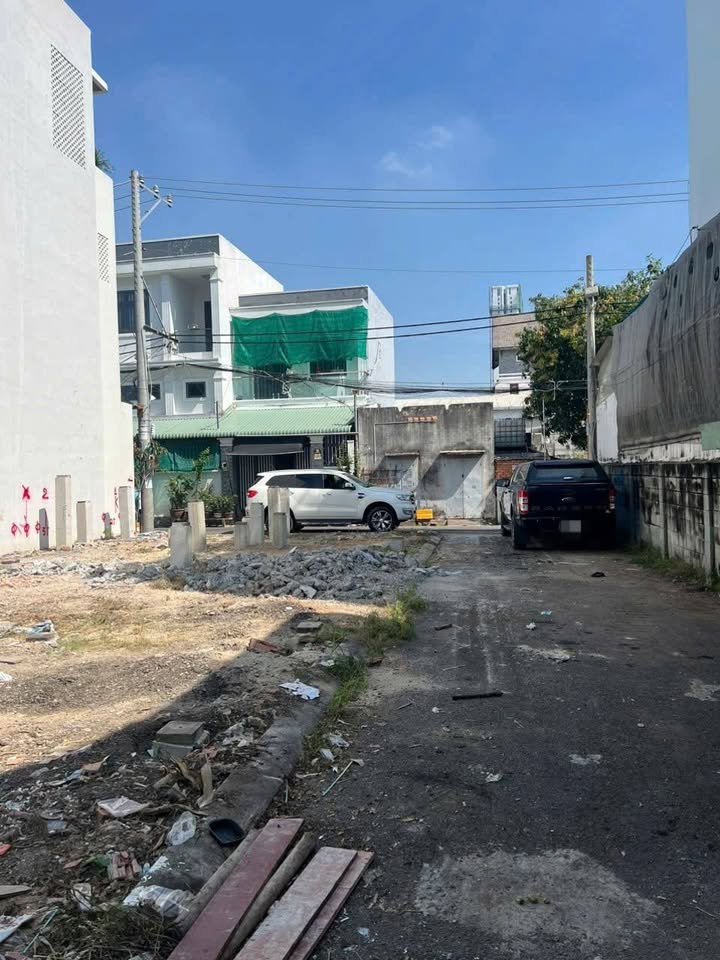 Đất nền Thủ Đức 68m² giá 4.3 tỷ - Vị trí đắc địa, xây dựng tự do!