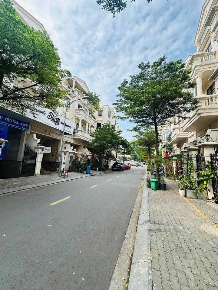 Shophouse cho thuê Cityland Park Hills 100m² giá 42 triệu - Phù hợp mở văn phòng, spa, nha khoa!