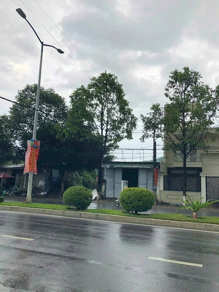 Đất nền Vĩnh Trung Nha Trang 218m² giá 5.5 tỷ - Bán gấp lô góc 2 mặt tiền!