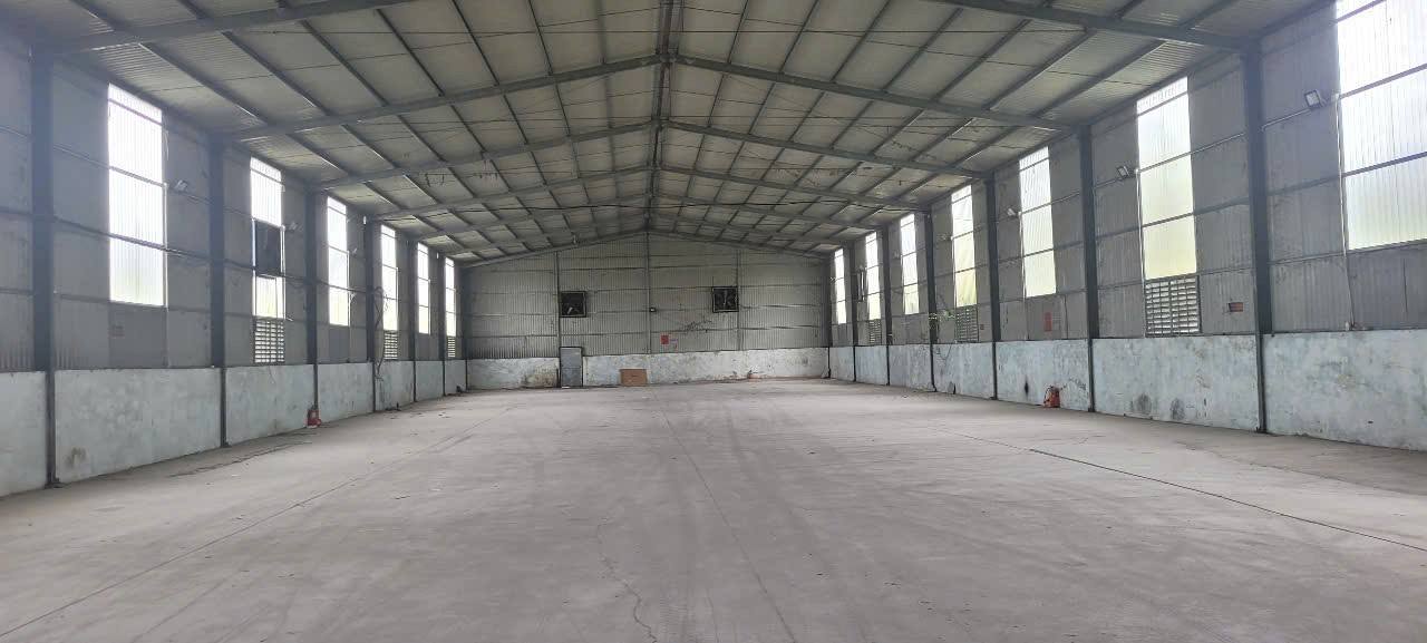 Kho cho thuê Phước An, 1000m² giá 27 triệu - Điện hạ trạm, đường xe container