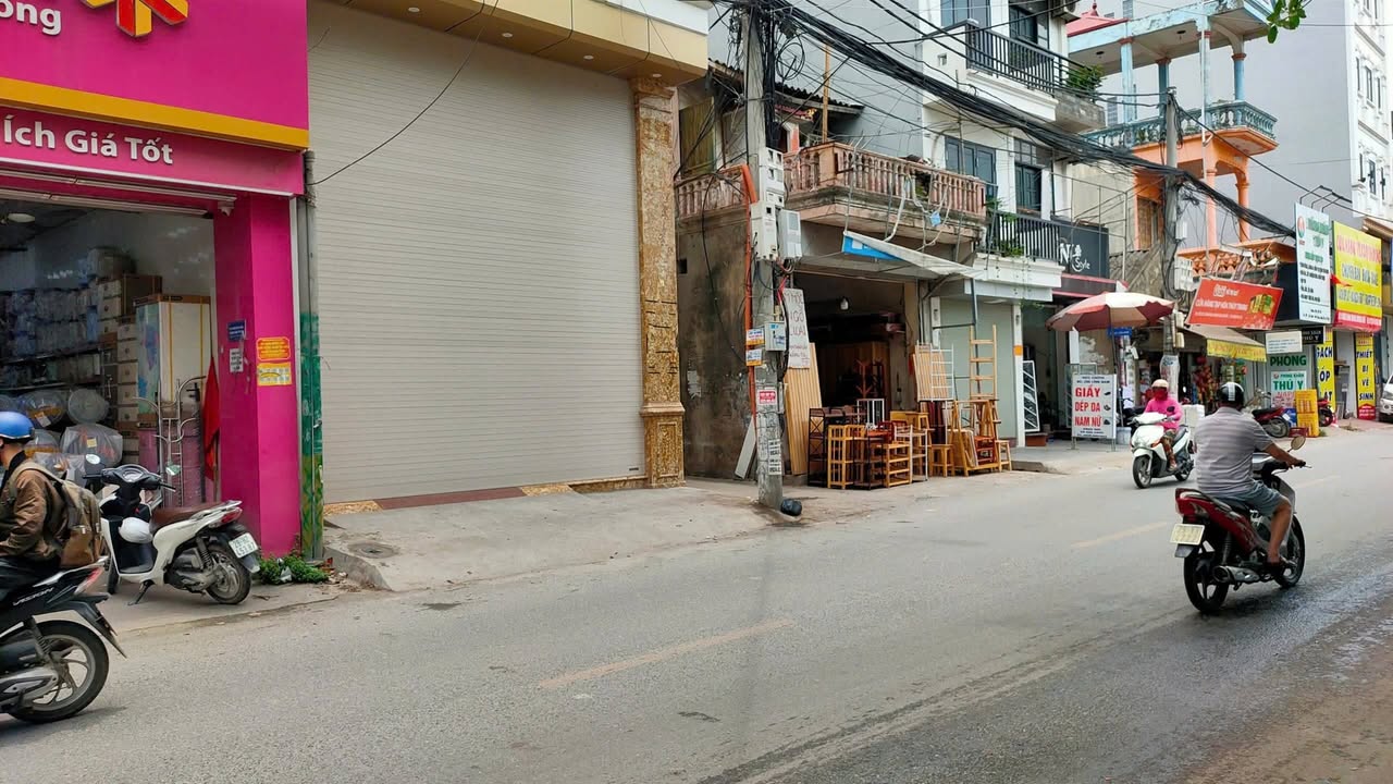 Cho thuê mặt phố Lĩnh Nam, Hoàng Mai 40m² chỉ 9 triệu - Kinh doanh sầm uất!