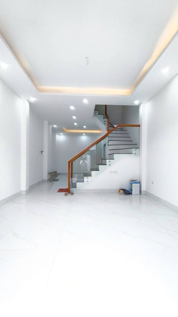 Nhà phố Tây Mỗ 40m² giá 6.6 tỷ - Chất lượng tốt, gần ô tô!