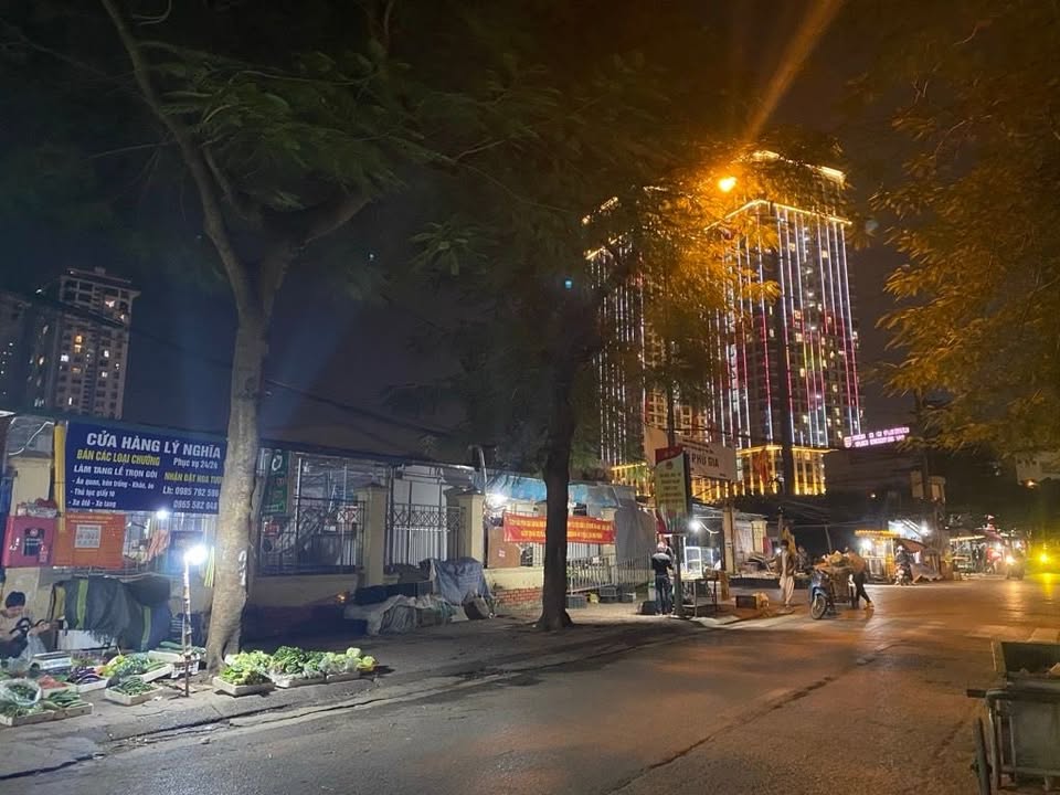 Đất nền Phú Thượng Tây Hồ 80m² giá 21.2 tỷ - Sổ đỏ chính chủ, ô tô tránh