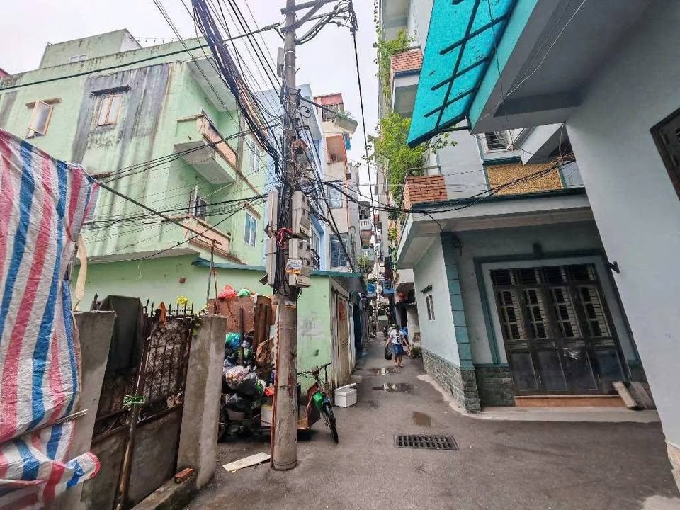 Nhà phố Lê Văn Hiến, Bắc Từ Liêm 56m² giá 10 tỷ - Ô tô đỗ cửa, đầu tư sinh lời!