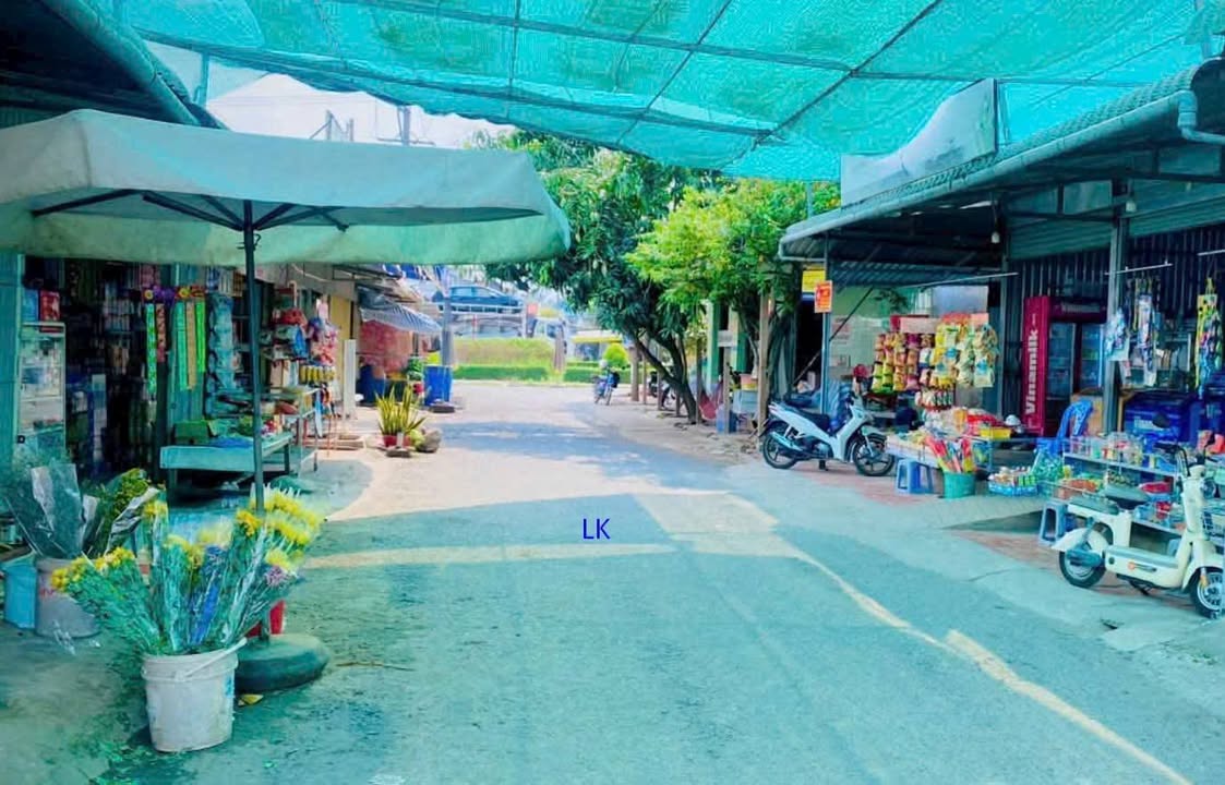 Nhà 1 trệt 1 lầu tại Chợ Mỹ Hội, Đồng Tháp 81m² giá 1.55 tỷ - Bán gấp, thương lượng ngay!