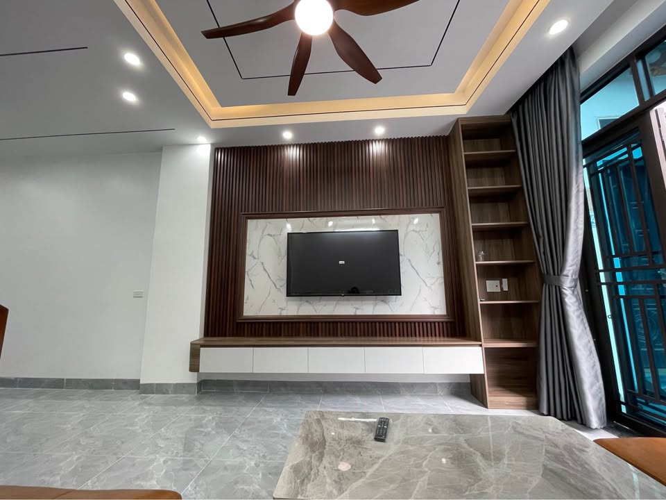 Nhà riêng 82 Lý Nhân Tông, Thanh Hóa 43m² giá 2.5 tỷ - Sổ đỏ chính chủ, công chứng ngay!