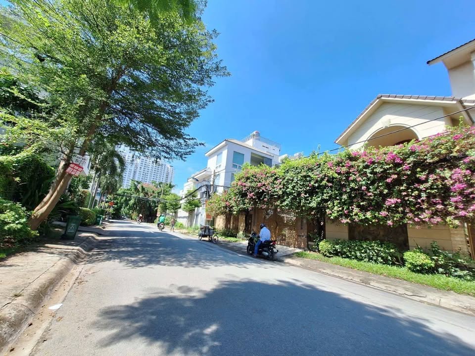 Đất nền KDC Làng Đại Học Nhà Bè 125m² giá 10 tỷ - Xây dựng tự do