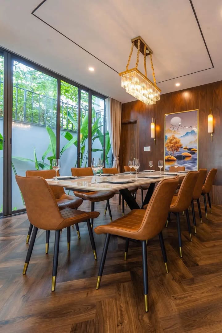 Villa Nước Mặn 2, Đà Nẵng 285m² giá 37.5 tỷ - Dòng tiền khủng 1.3 tỷ/năm!