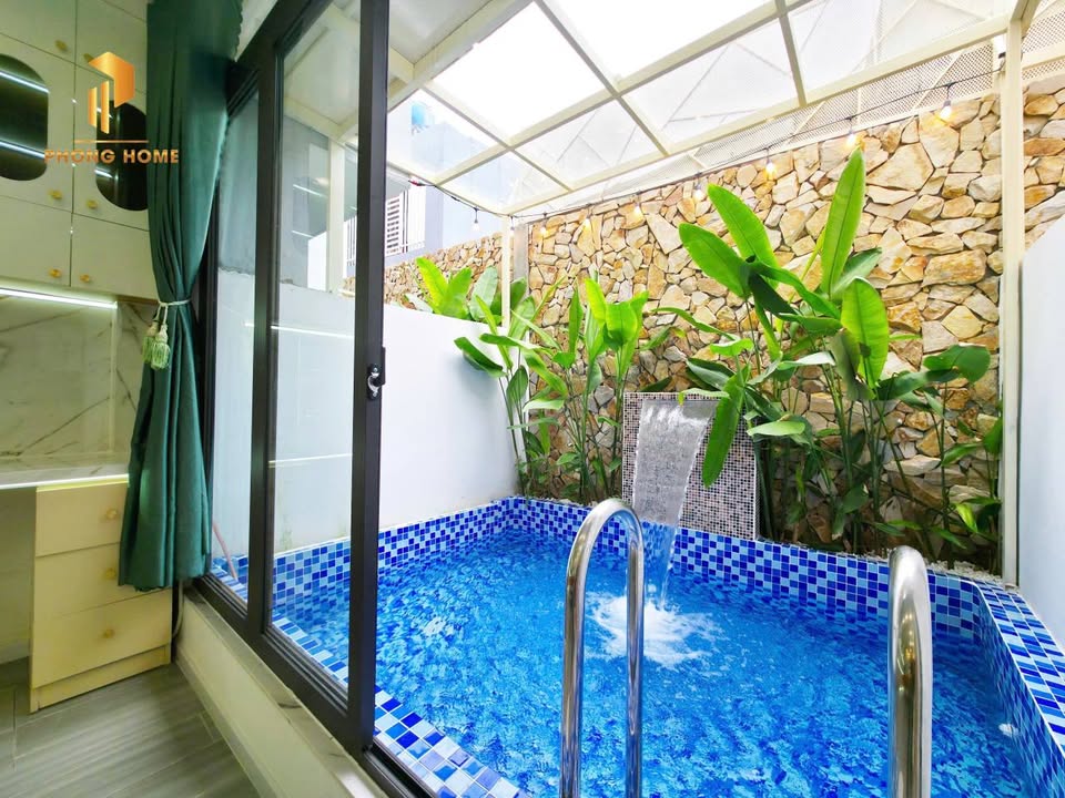 Nhà phố Nguyễn Văn Linh 73m² giá 5.95 tỷ - Thiết kế hiện đại, gần cầu Rồng!