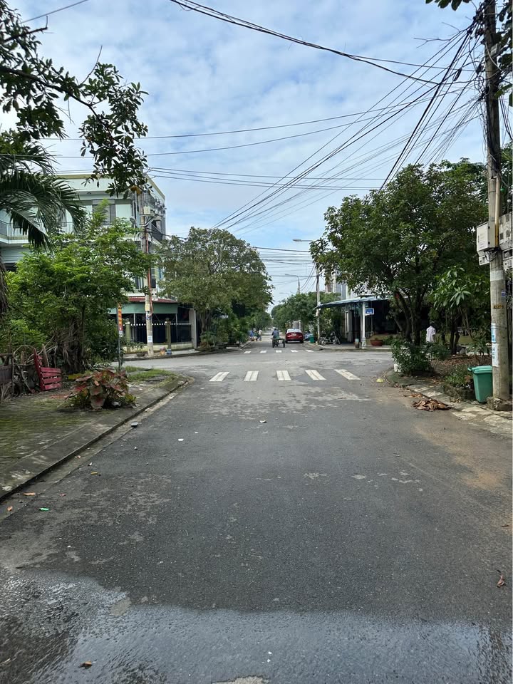 Nhà cấp 4 Hòa Xuân 101m² giá 4.9 tỷ - Ô tô đỗ tận cửa!