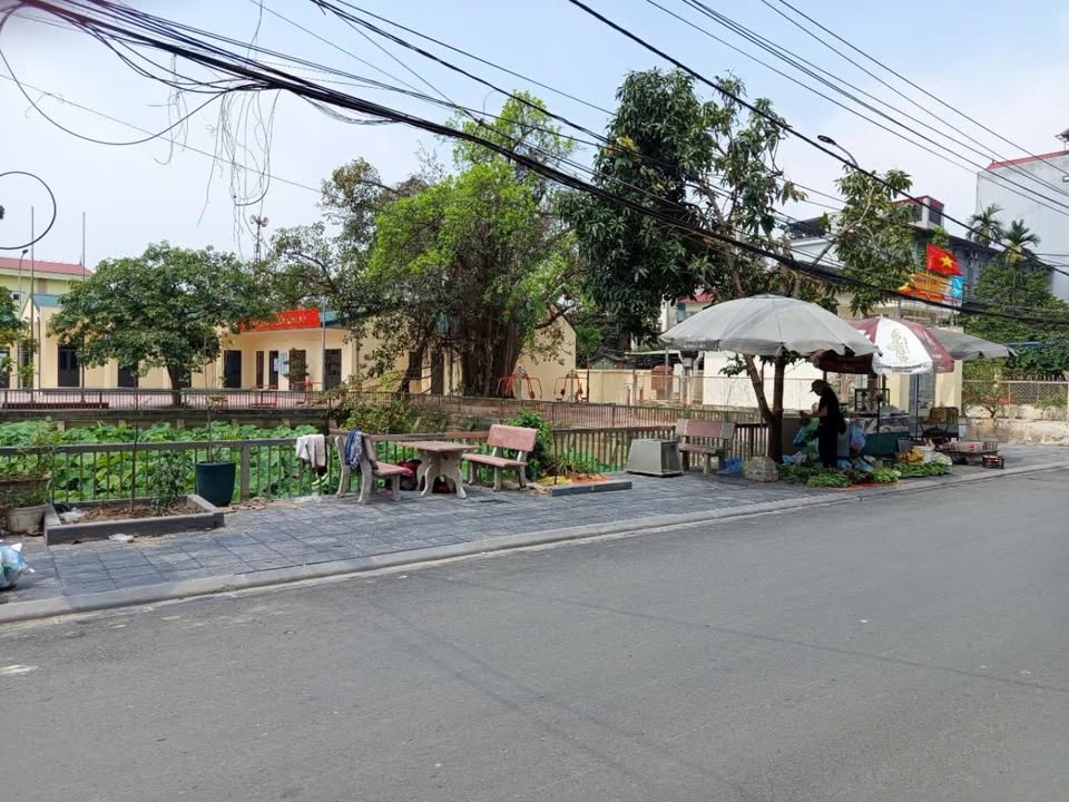 Đất nền Uy Nỗ, Đông Anh 89m² giá 6 tỷ - Mặt tiền rộng, kinh doanh thuận lợi!