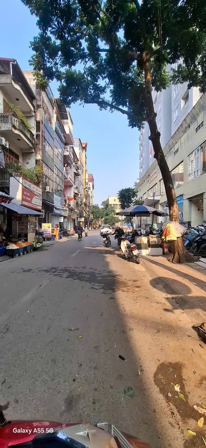 Bán đất mặt phố Huỳnh Thúc Kháng, Đống Đa, 51.8m² giá 12 tỷ - Đầu tư sinh lời hấp dẫn!