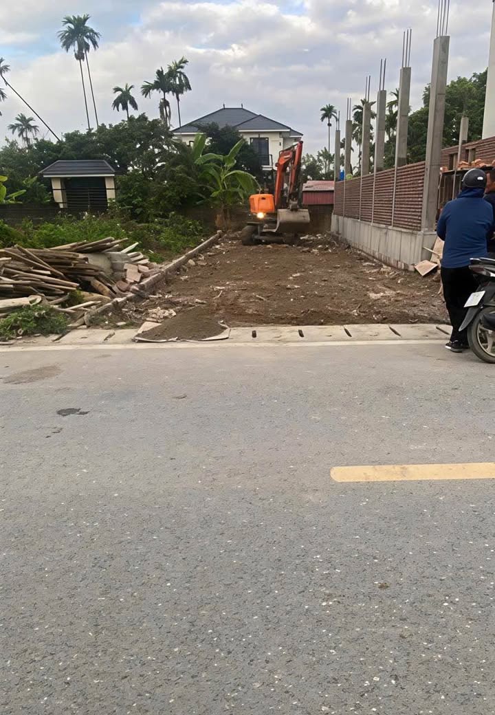 Đất mặt tiền đường thôn Hoa Động, 100m² giá 4 tỷ - Đầu tư sinh lời tốt!