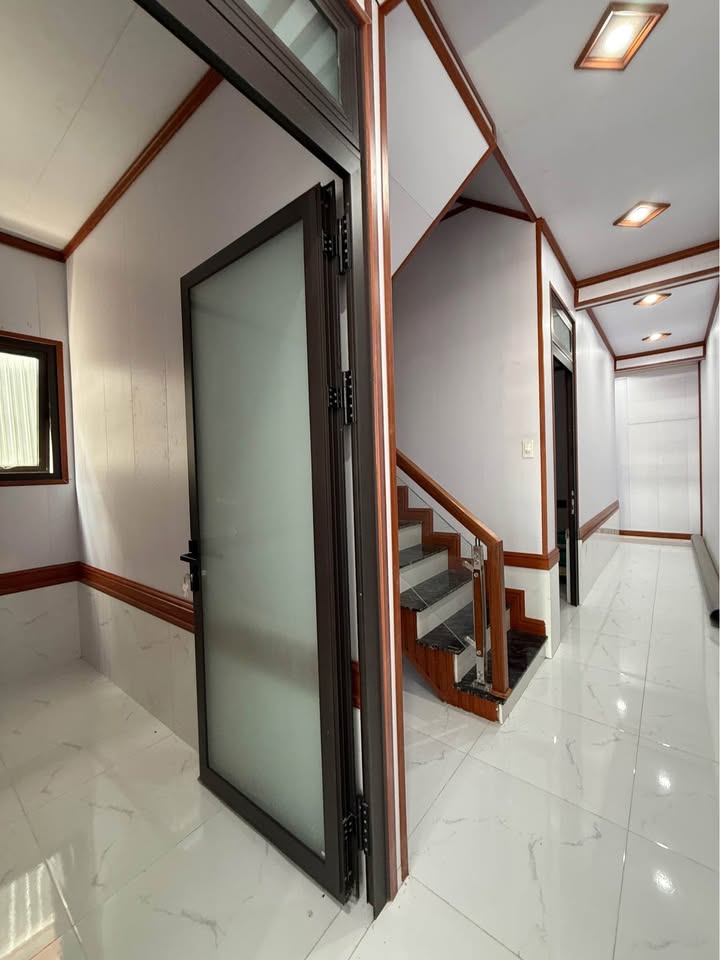 Nhà riêng tại Đà Lạt 80m² giá 1.75 tỷ - Sân đậu ô tô tiện lợi!