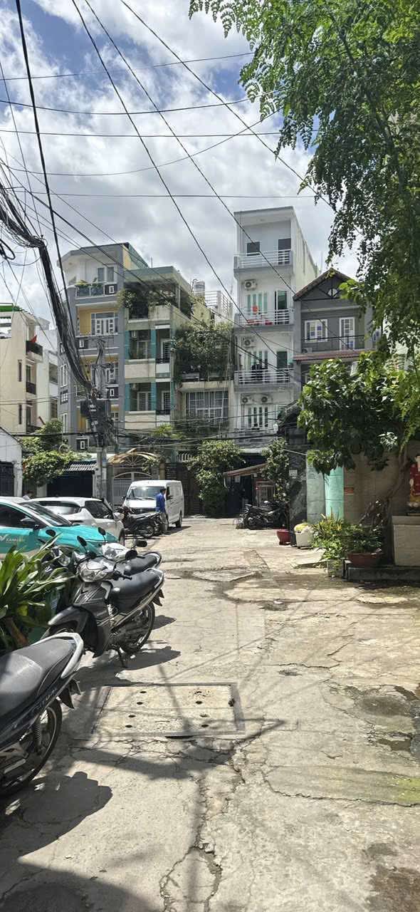 Nhà 4 tầng Phan Tây Hồ, Phú Nhuận 40m² giá 7.75 tỷ - Đường ô tô vào nhà!