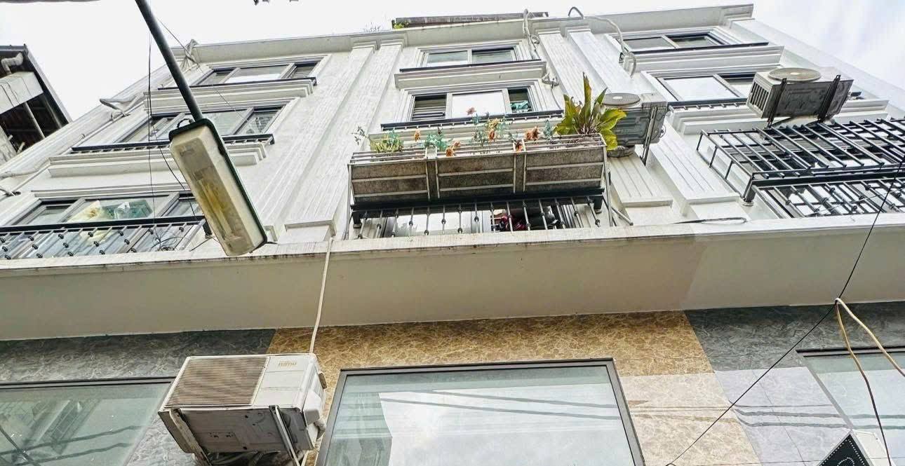 Nhà đẹp Nam Từ Liêm 30m² giá 7.5 tỷ - Vừa ở vừa kinh doanh!