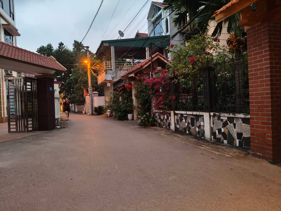 Nhà riêng Phú Thị Gia Lâm 100m² giá 5 tỷ - Chính chủ, sẵn sàng sang tên!