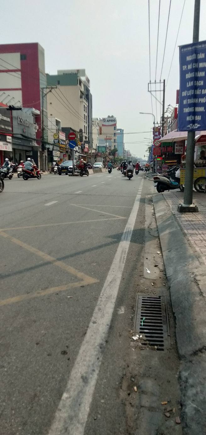 Nhà 4 Tầng Mặt Tiền Huỳnh Tấn Phát Quận 7 156m² giá 24.5 tỷ - Đầu tư sinh lời ổn định!