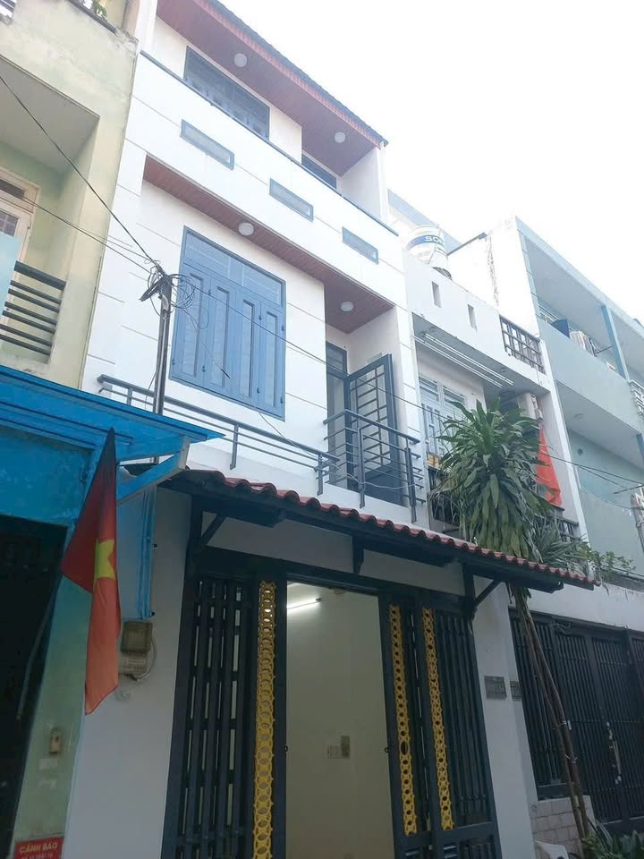 Nhà phố Liên khu 4-5 Bình Tân 40m² giá 4.5 tỷ - Hẻm thông 5m, gần chợ!