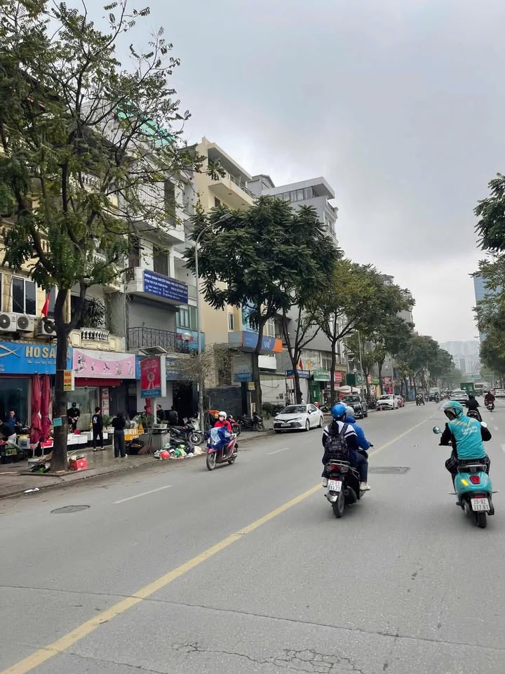 Nhà mặt phố Lê Trọng Tấn, Thanh Xuân 66m² giá 42 tỷ - Cơ hội đầu tư vàng!