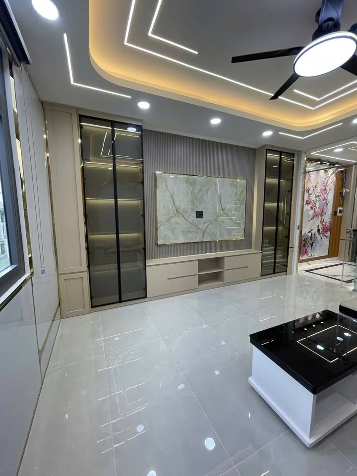 Nhà phố 56m² Bình Hưng Hoà B giá 6.95 tỷ - Thiết kế hiện đại, sang trọng!