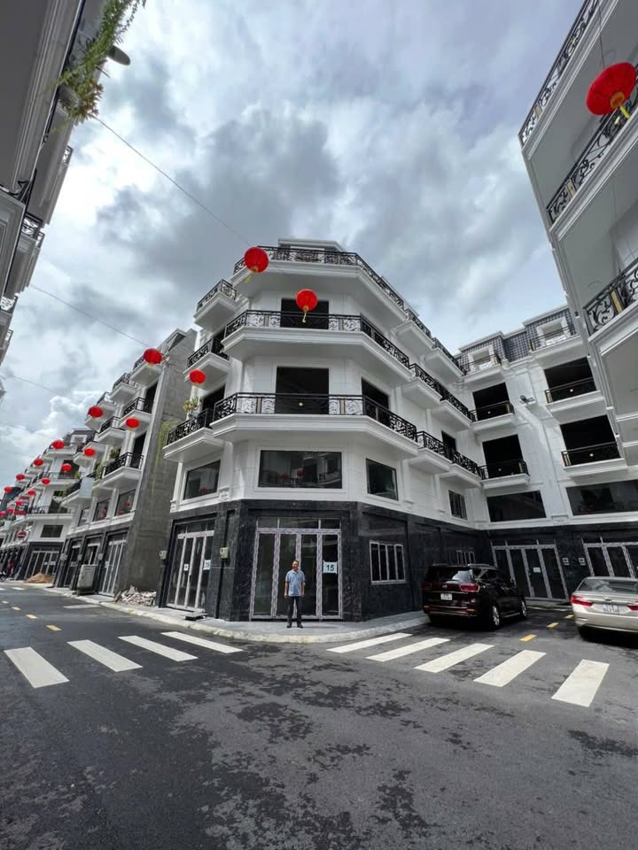 Nhà phố 2 mặt tiền Thạnh Xuân 56m² giá 5.6 tỷ - Cơ hội đầu tư hiếm có!