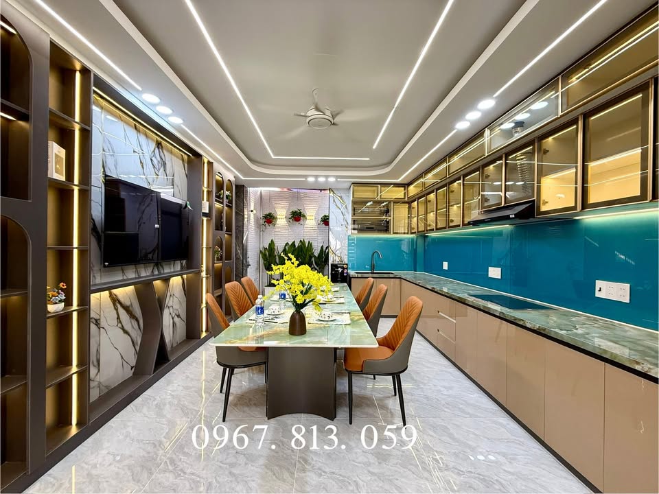 Nhà phố Trần Thị Cờ, P. Thới An 72m² giá 7.85 tỷ - Thiết kế hiện đại, gần trường học!