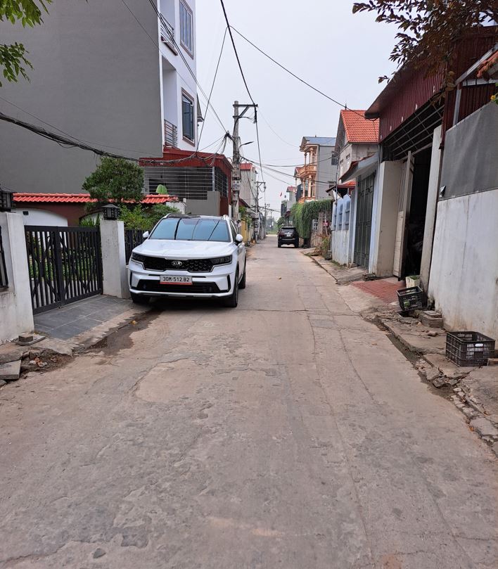 Đất nền Quang Minh Mê Linh 70m² - Ngõ thông ô tô, gần chợ chỉ 3 bước!