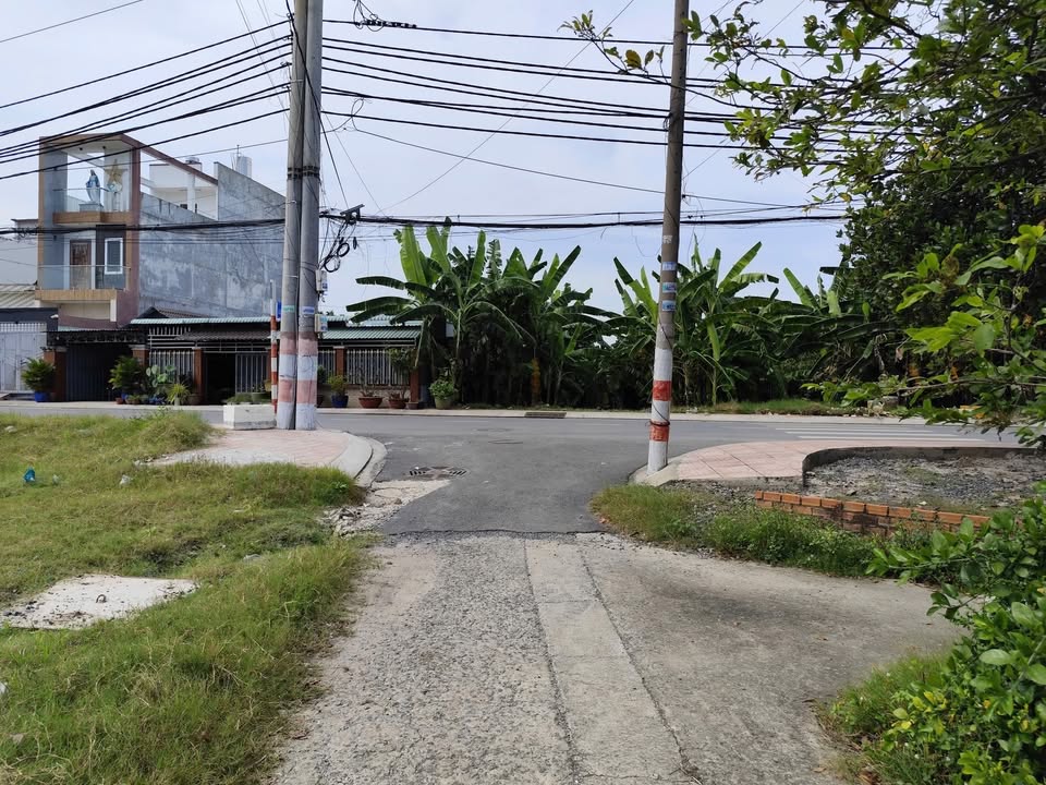 Đất nền xã Xuân Thới Sơn Hóc Môn 81m² giá 3.5 tỷ - Vị trí đắc địa, tiềm năng phát triển!