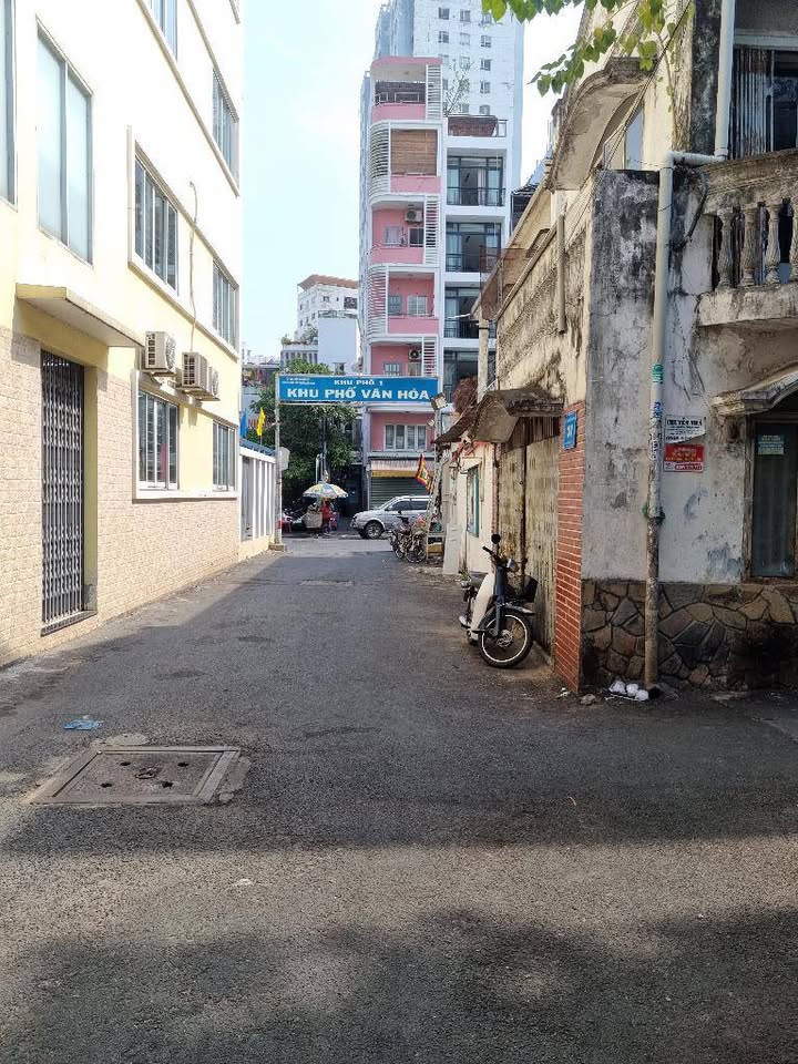 Bán gấp FrontHouse đường Trần Đình Xu, Quận 1 - Diện tích 77m² chỉ 13 tỷ TL!