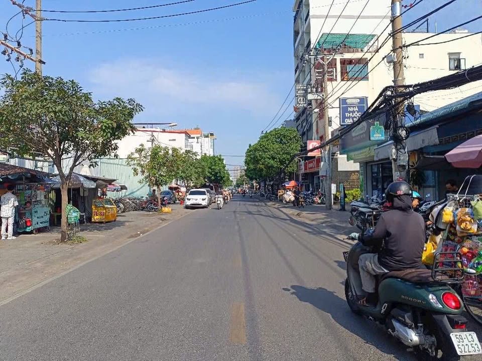 Nhà mặt tiền đường Âu Dương Lân, P2 Q8, diện tích 132.6m² giá 23 tỷ - Vị trí kinh doanh sầm uất!