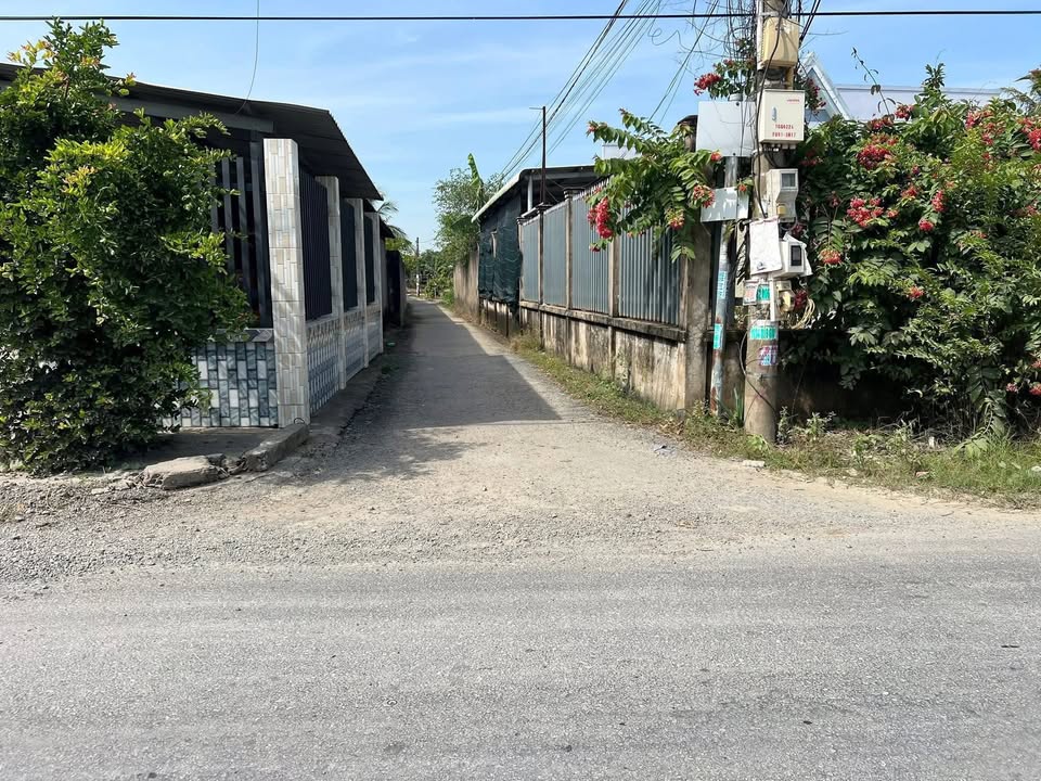 Đất nền Long Hòa, Gò Công 96m² giá 280 triệu - Sổ hồng riêng, ô tô vào tận nơi!