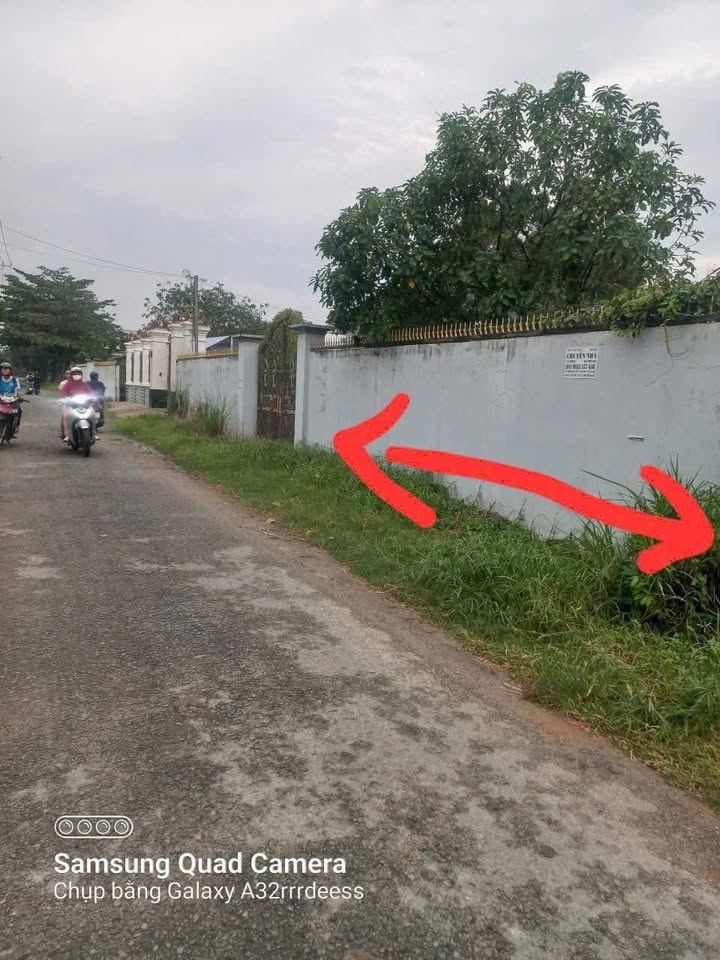 Đất nền Tân Hiệp Hóc Môn 137m² giá 4.3 tỷ - Xây dựng tự do, vị trí thuận lợi!