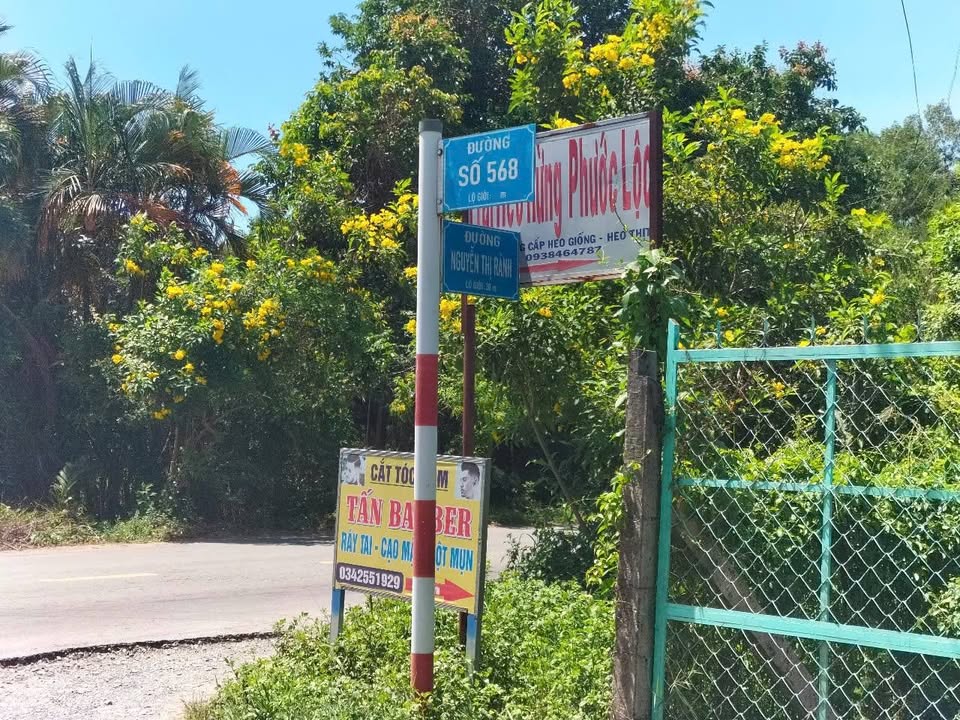 Đất nền 2 mặt tiền xã Nhuận Đức 240m² giá 1.8 tỷ - Tiềm năng đầu tư lớn!