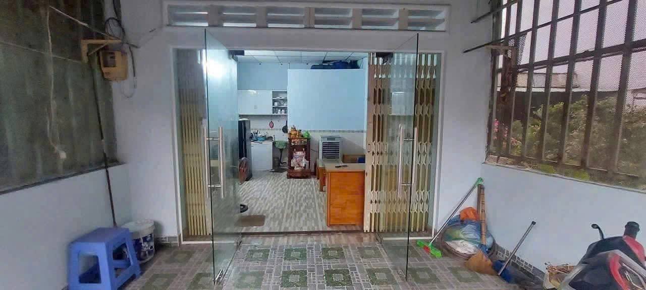 Nhà đẹp 28m² đường Trung Mỹ, Tân Xuân chỉ 1.85 tỷ - Vị trí kinh doanh thuận lợi!